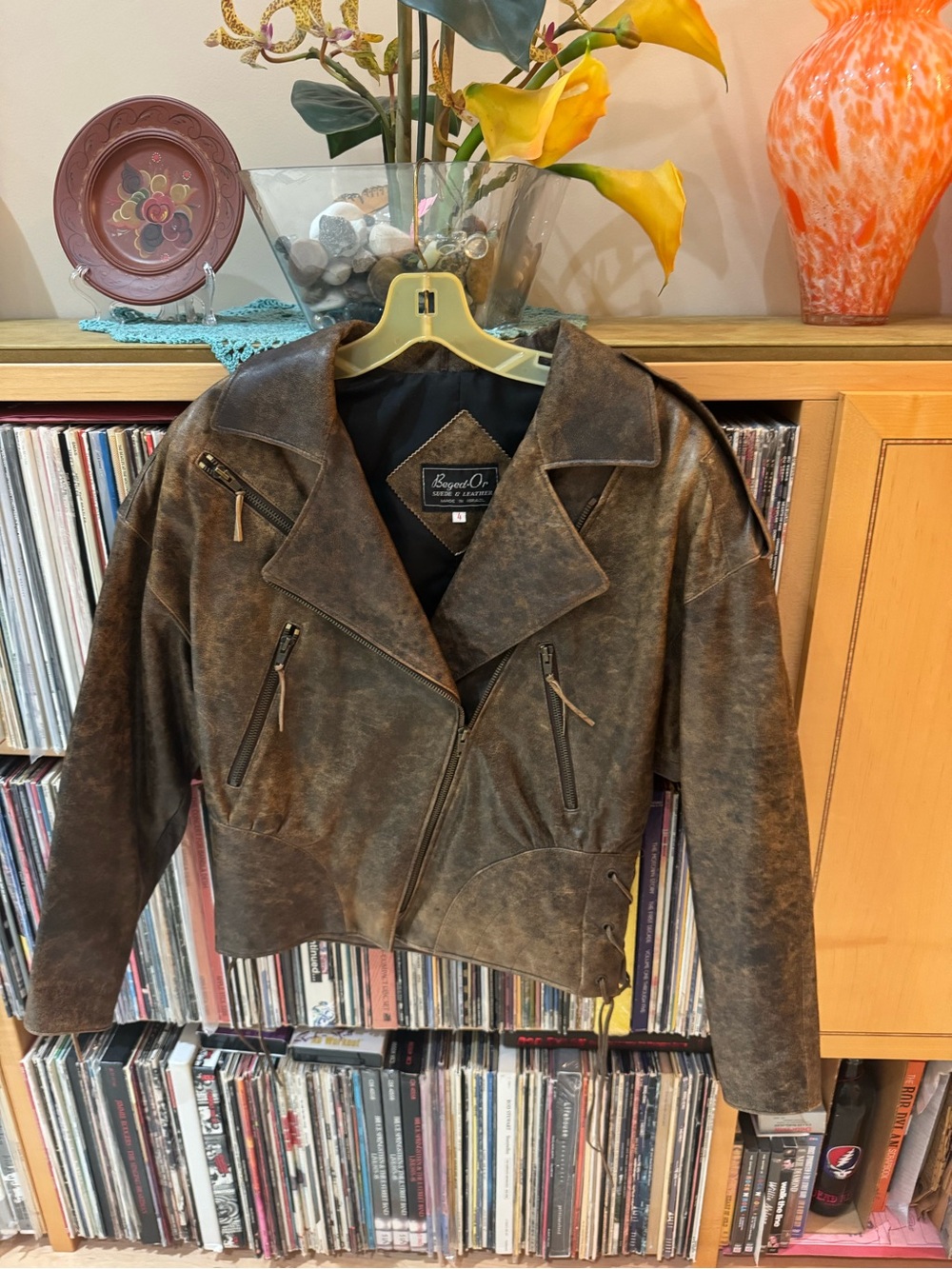 PRICE DROP: VTG, NW/OT lined, DISTRESSED BROWN LEATHER MOTO JKT w/Laced sides, 4